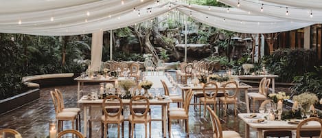 Espace banquet en plein air