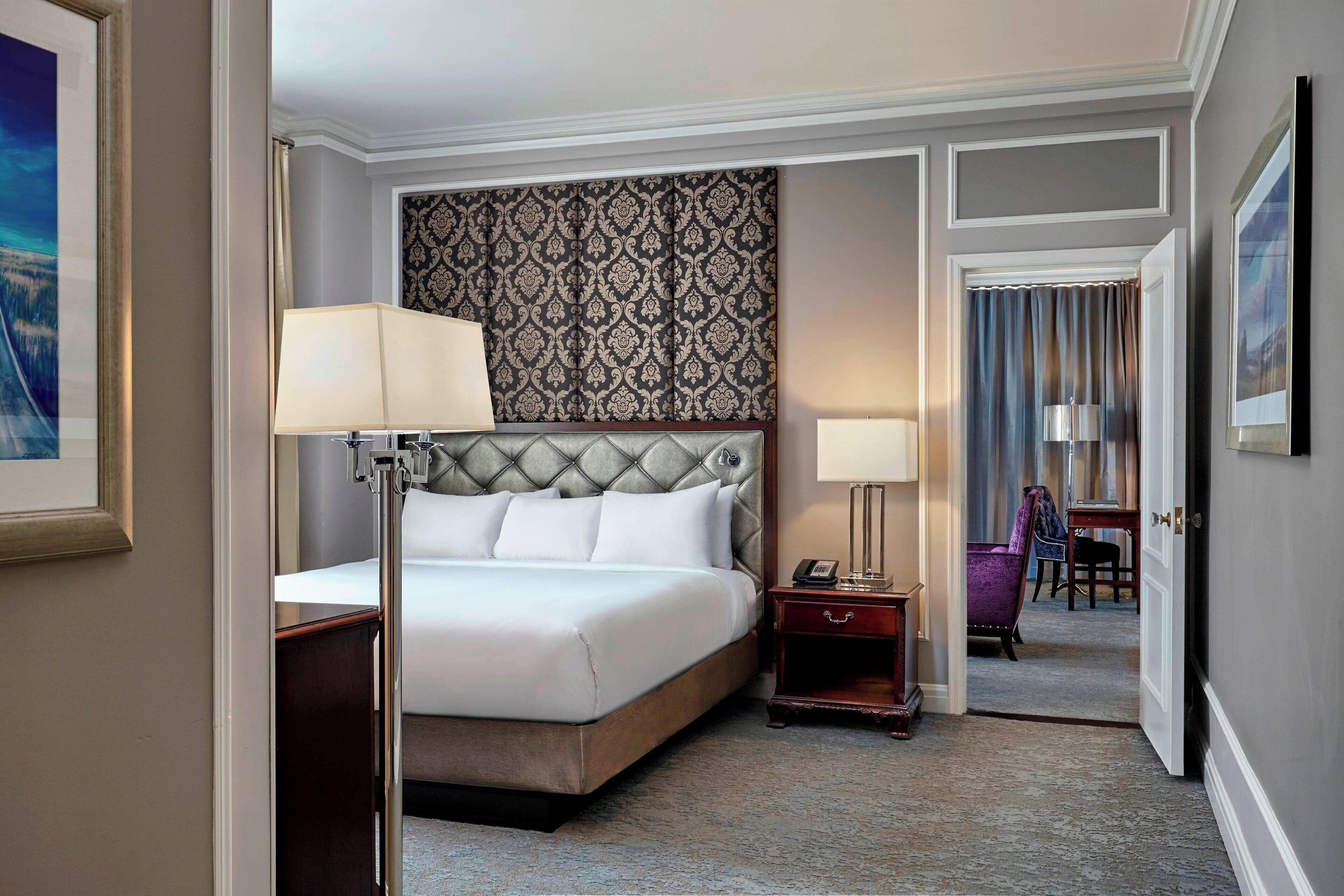 suite, 1 bedroom, jetted tub | hypo-allergenic bedding, individually decorated, desk, laptop workspace