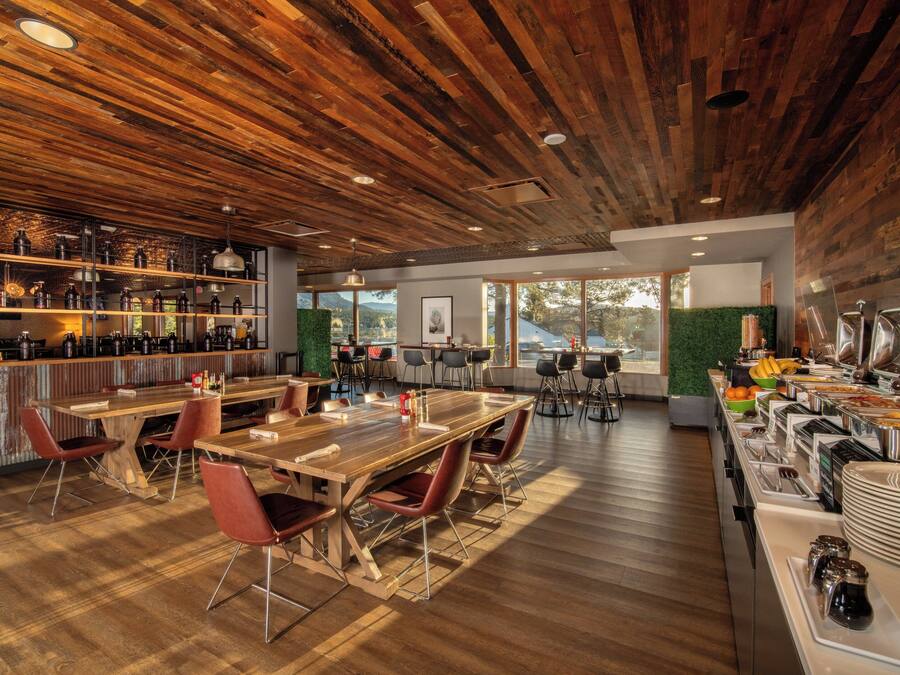 Daily buffet breakfast (USD 17.49 per person)