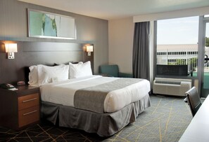 Minibar, desk, iron/ironing board, free WiFi - Holiday Inn Victorville by IHG (Victorville)