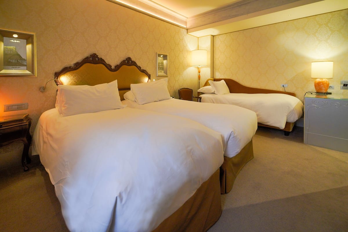 Superior Triple Room, 1 King Bed with Sofa bed | Premium bedding, down comforters, minibar, in-room safe