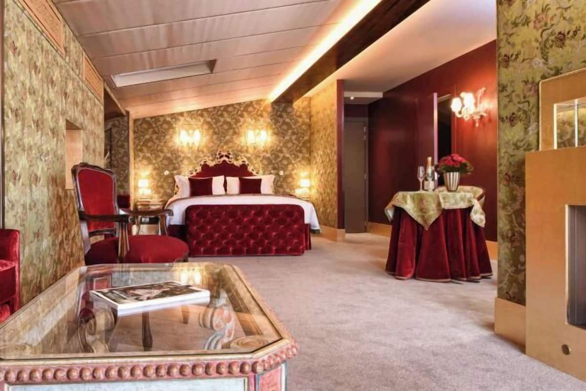 Literie de qualité supérieure, couette en duvet d'oie, minibar