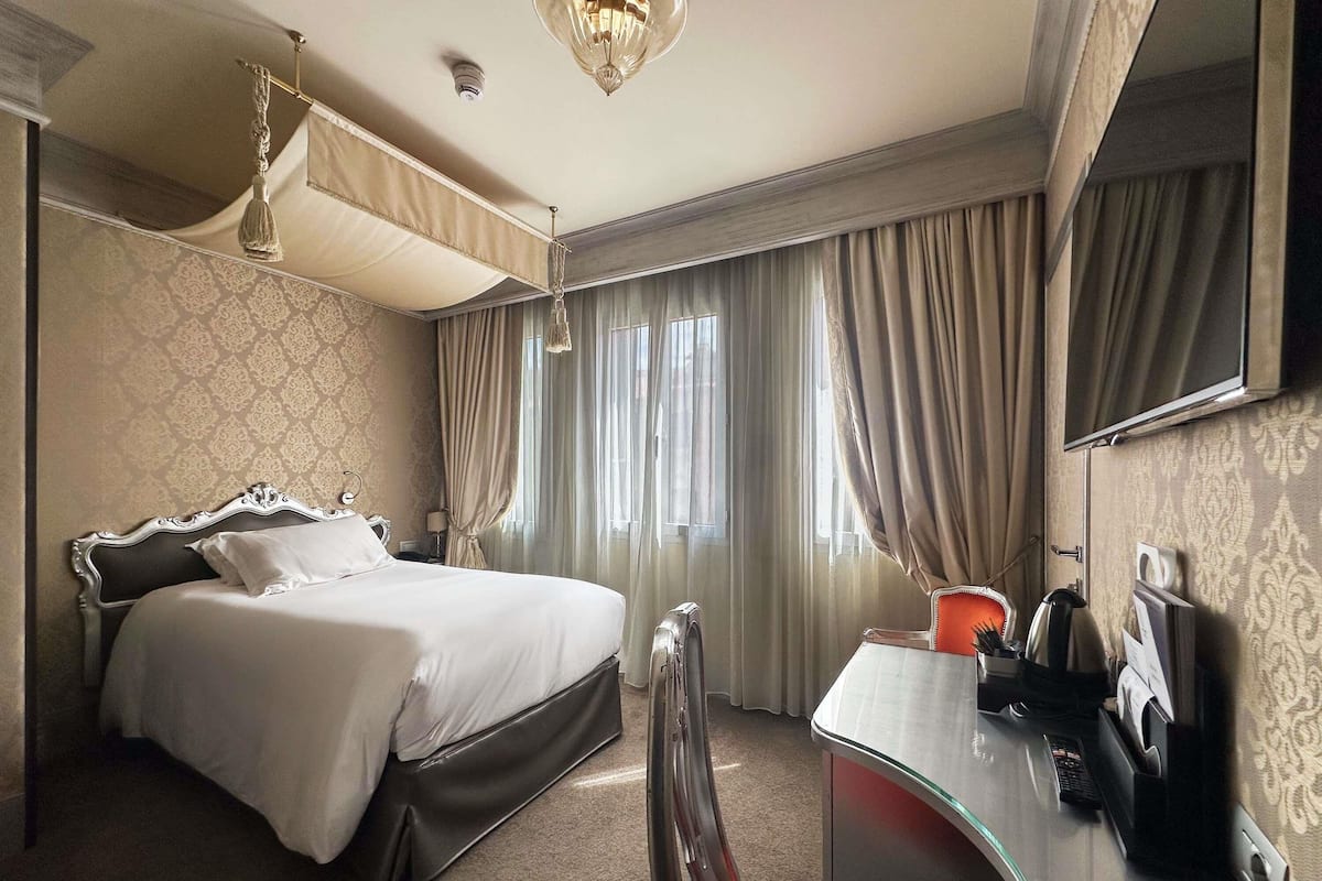 Superior Single Room, City View | Premium bedding, down duvets, minibar, in-room safe