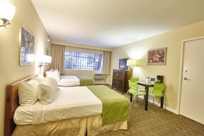 Room - Hollywood Orchid Suites (Los Angeles)