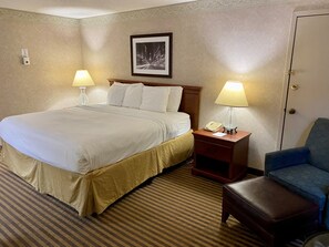 Room, 1 King Bed, Non Smoking | 1 bedroom, Egyptian cotton sheets, premium bedding, pillowtop beds