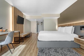 Room, 1 King Bed, Accessible, Non Smoking | 1 bedroom, Egyptian cotton sheets, premium bedding, pillow-top beds