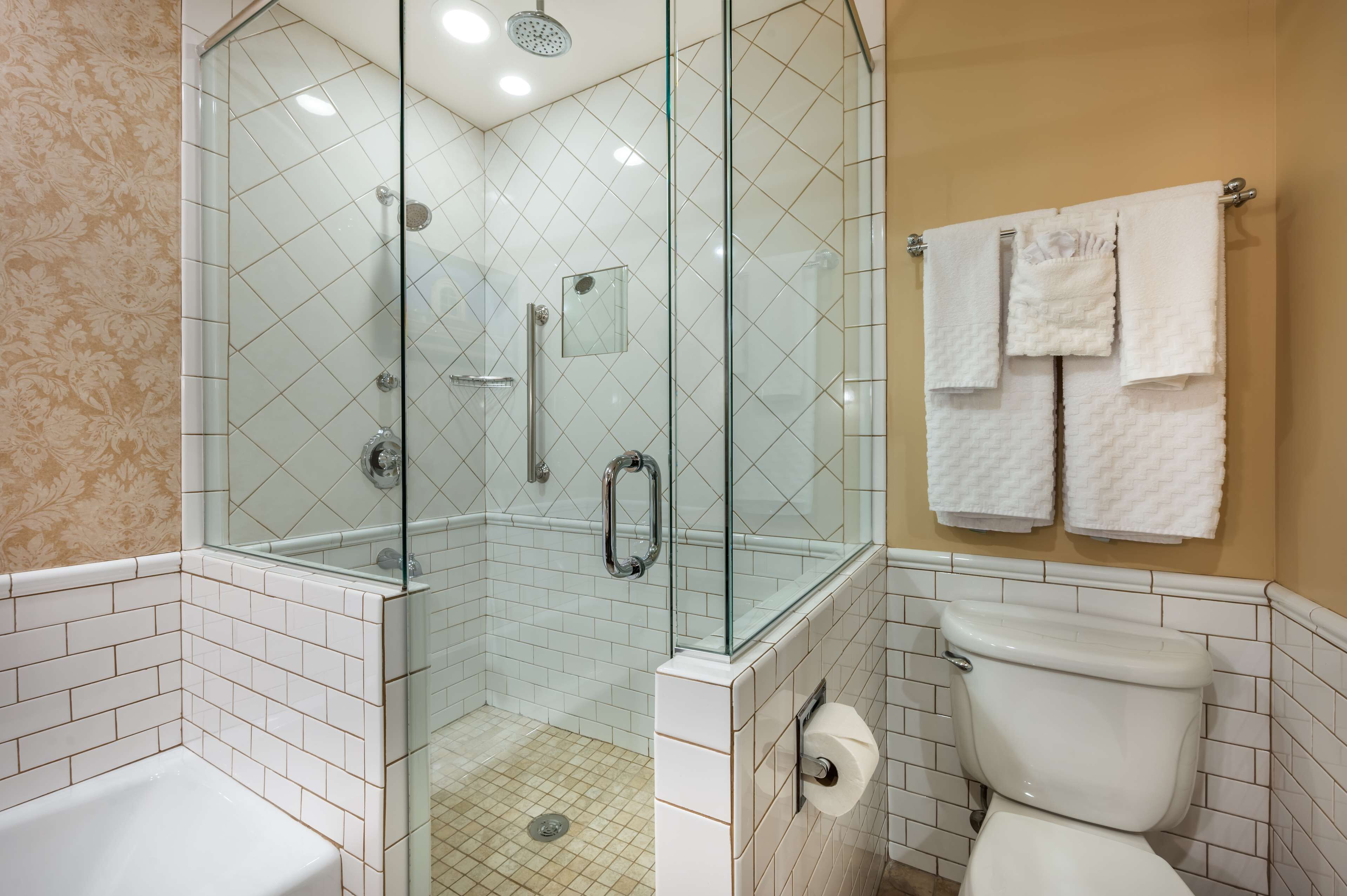 Foto - Best Western Premier Mariemont Inn