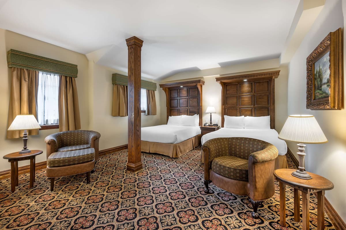 Standard Room, 2 Queen Beds, Non Smoking, Fireplace | Premium bedding, in-room safe, desk, laptop workspace