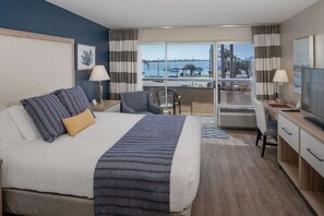 Standard Room, 1 King Bed, Balcony, Bay View | Hypo-allergenic bedding, in-room safe, desk, laptop workspace - Bay Club Hotel & Marina (San Diego)