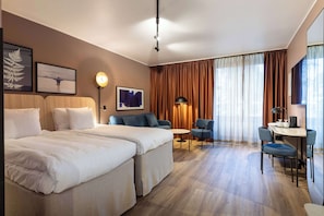 Superior Twin Room (Plus) | Desk, free cribs/infant beds, free WiFi, bed sheets