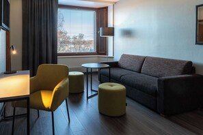 Phòng Superior (Queen | Plus) | Bàn, nôi (giường cho trẻ sơ sinh) miễn phí 