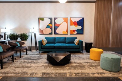 Sandman Suites Vancouver on Davie