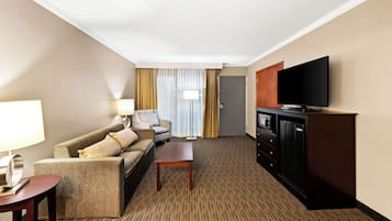 Suite, 1 King-Bett, Kühlschrank und Mikrowelle, Poolblick