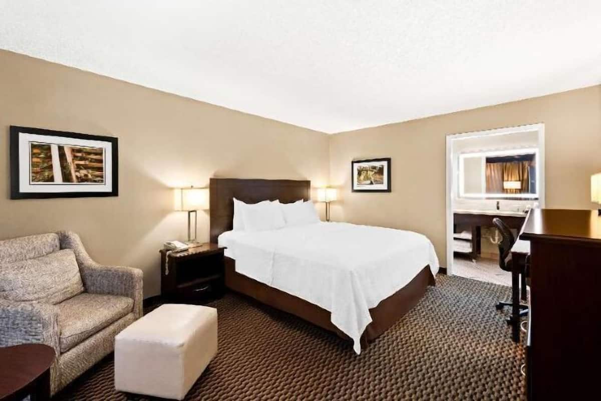 Desk, laptop workspace, iron/ironing board, cots/infant beds