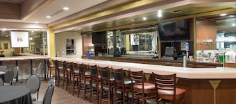 Howard Johnson by Wyndham Fullerton/Anaheim Conference Cntr