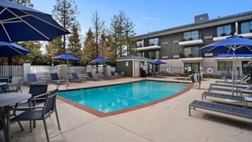 Alberca al aire libre