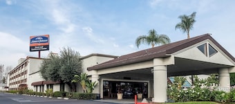 Howard Johnson by Wyndham Fullerton/Anaheim Conference Cntr