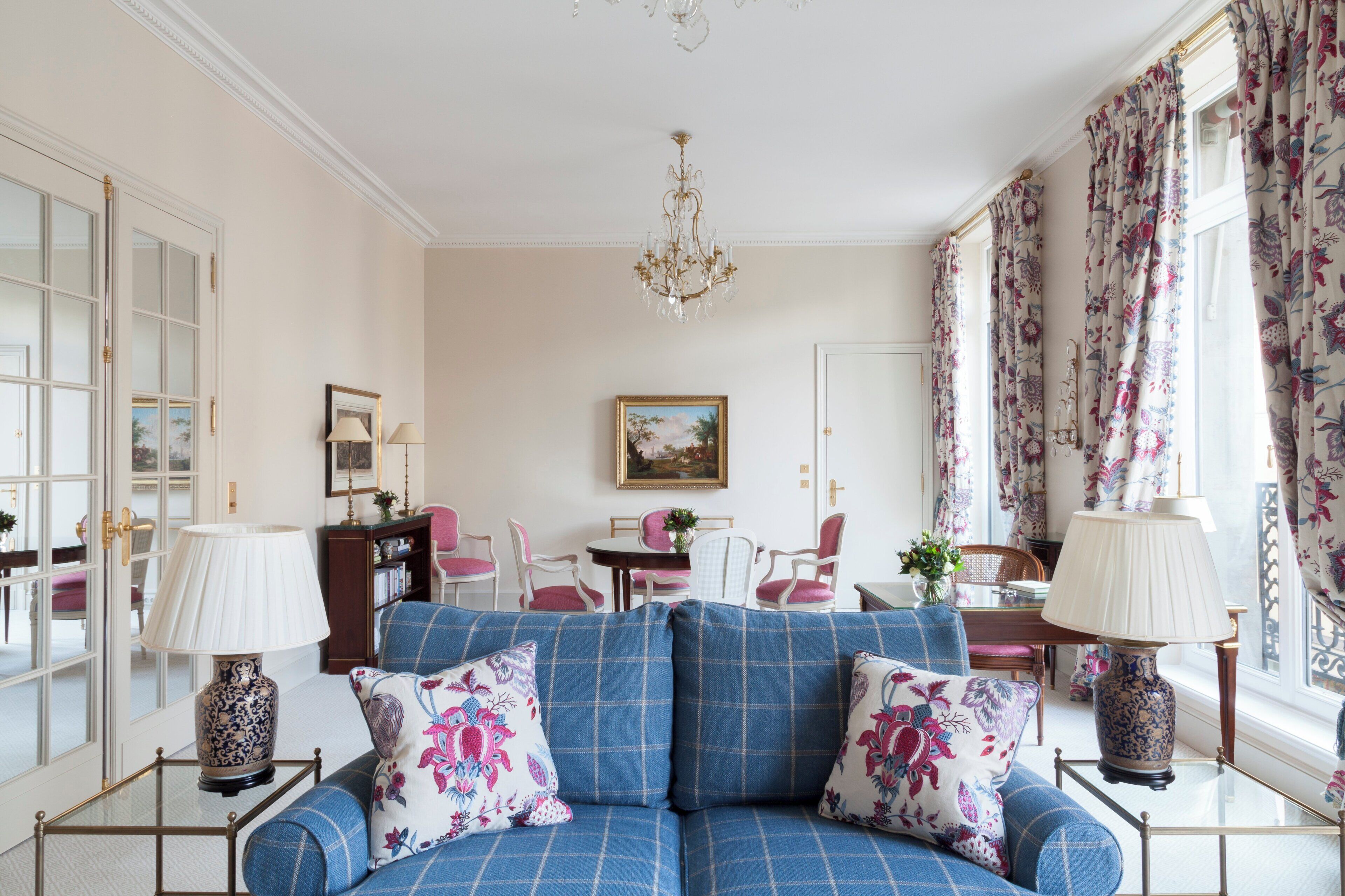 Presidential Suite | In-room dining