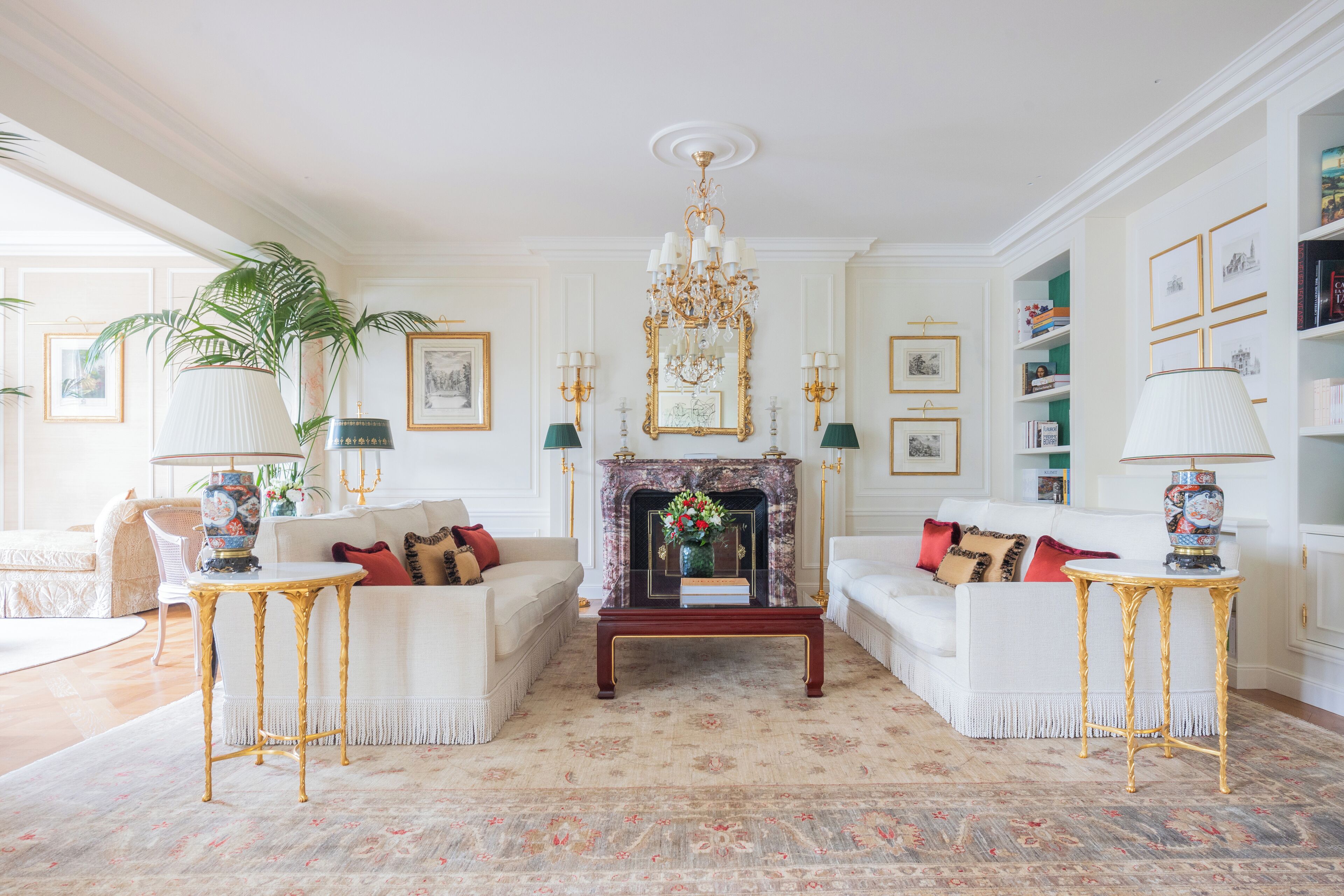 Imperial Suite | Living area | Smart TV, pay movies, offices