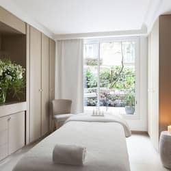 Couples treatment rooms, steam room, Turkish bath, body treatments