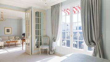 Deluxe Suite | 1 bedroom, Egyptian cotton sheets, premium bedding, down comforters