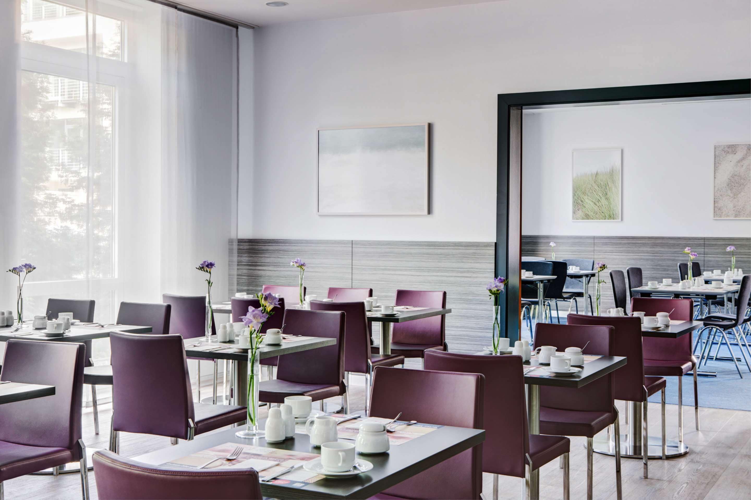 breakfast, lunch, dinner served; regional cuisine