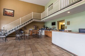 Lobby - Rodeway Inn Jackson Northwest (Jackson)