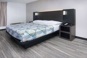 Escritorio, wifi gratis y ropa de cama