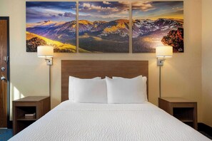 Habitación, 1 cama Queen size, con acceso para personas discapacitadas, para no fumadores | Caja de seguridad en la habitación, escritorio, wifi y ropa de cama 