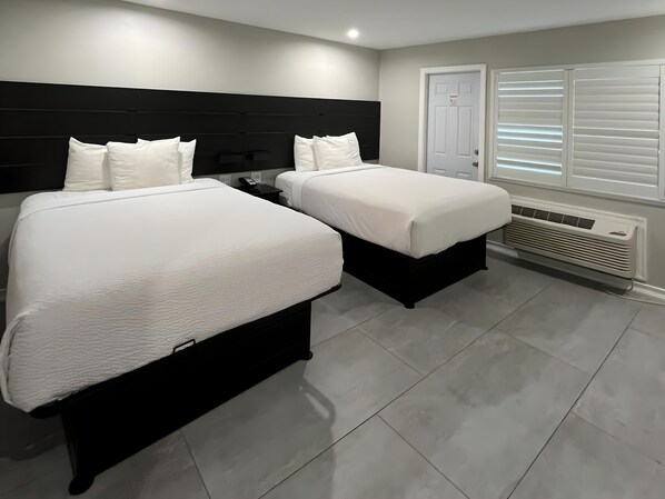 1 bedroom, premium bedding, desk, iron/ironing board