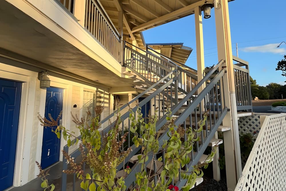 Inn By the Bay Monterey