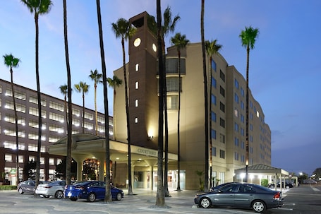Exterior. Courtyard by Marriott Los Angeles LAX/Century Boulevard