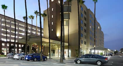 Courtyard by Marriott Los Angeles LAX/Century Boulevard