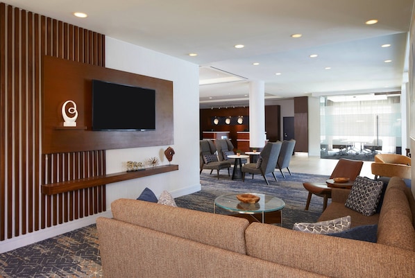 Lounge - Courtyard by Marriott Los Angeles LAX/Century Boulevard (Los Angeles)