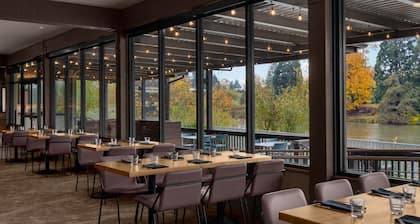 Valley River Inn