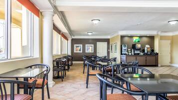 Free continental breakfast