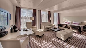 In-room safe, desk, laptop workspace, soundproofing