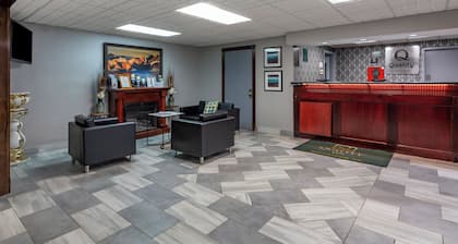 Quality Inn Austintown - Youngstown West