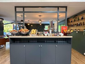 Morgenmadsbuffet hver dag mod et gebyr