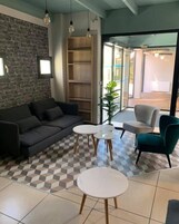 Área de estar no saguão