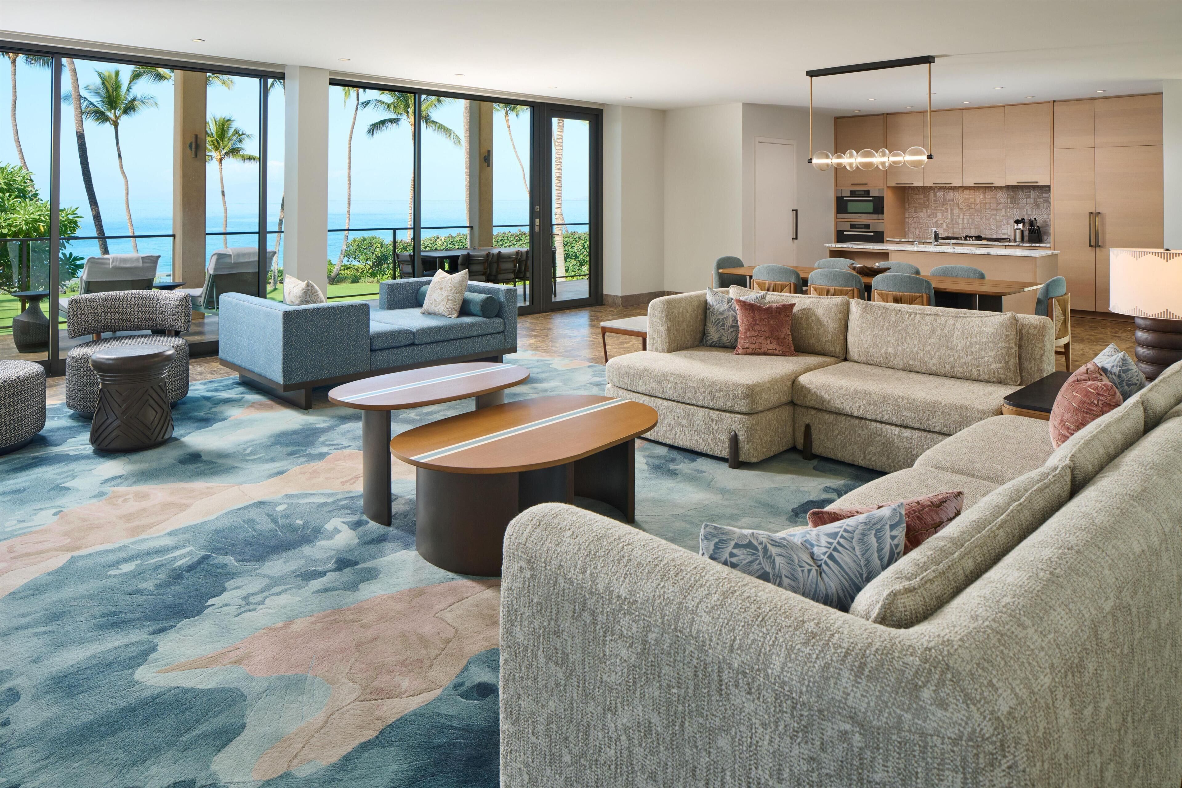 4 Bedroom Villa, Oceanfront (3 King and 1 Queen Bed) | Living area | 40-inch TV with cable channels, pay movies