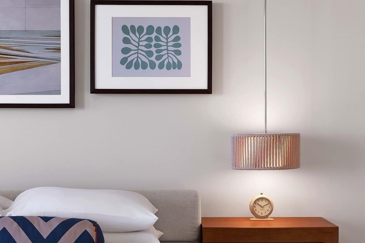 Ropa de cama de alta calidad, edredón y artículos del minibar gratis
