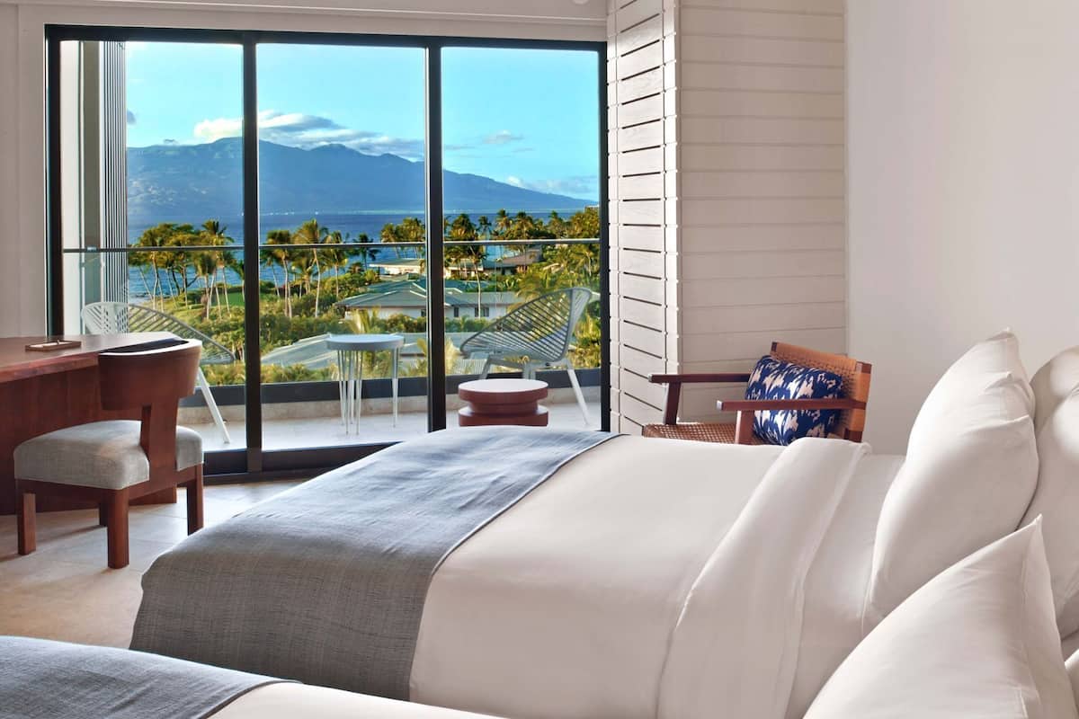 Ropa de cama de alta calidad, edredón y artículos del minibar gratis
