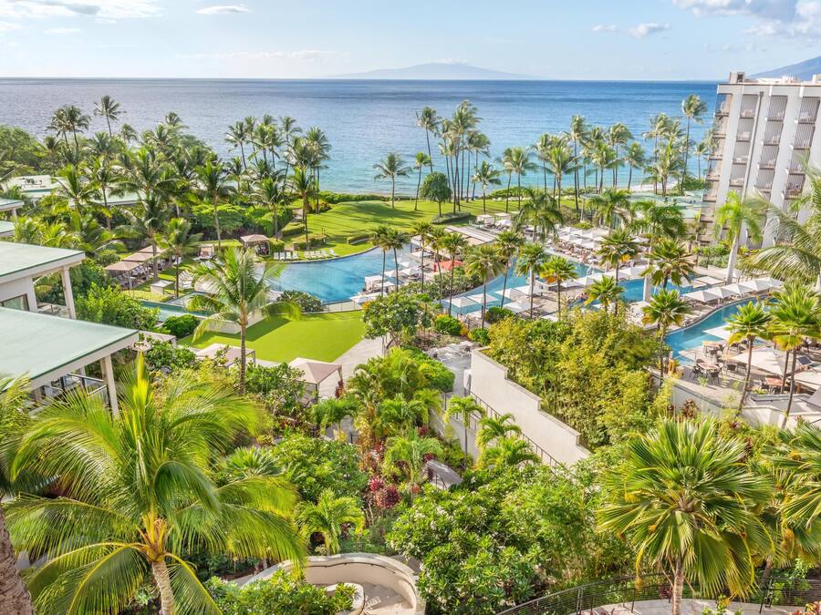 5 outdoor pools, cabanas (surcharge), pool umbrellas