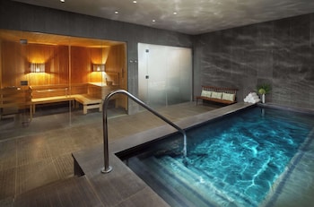 Couples treatment rooms, sauna, spa tub, steam room, body treatments at Andaz Maui at Wailea Resort - a concept by Hyatt
