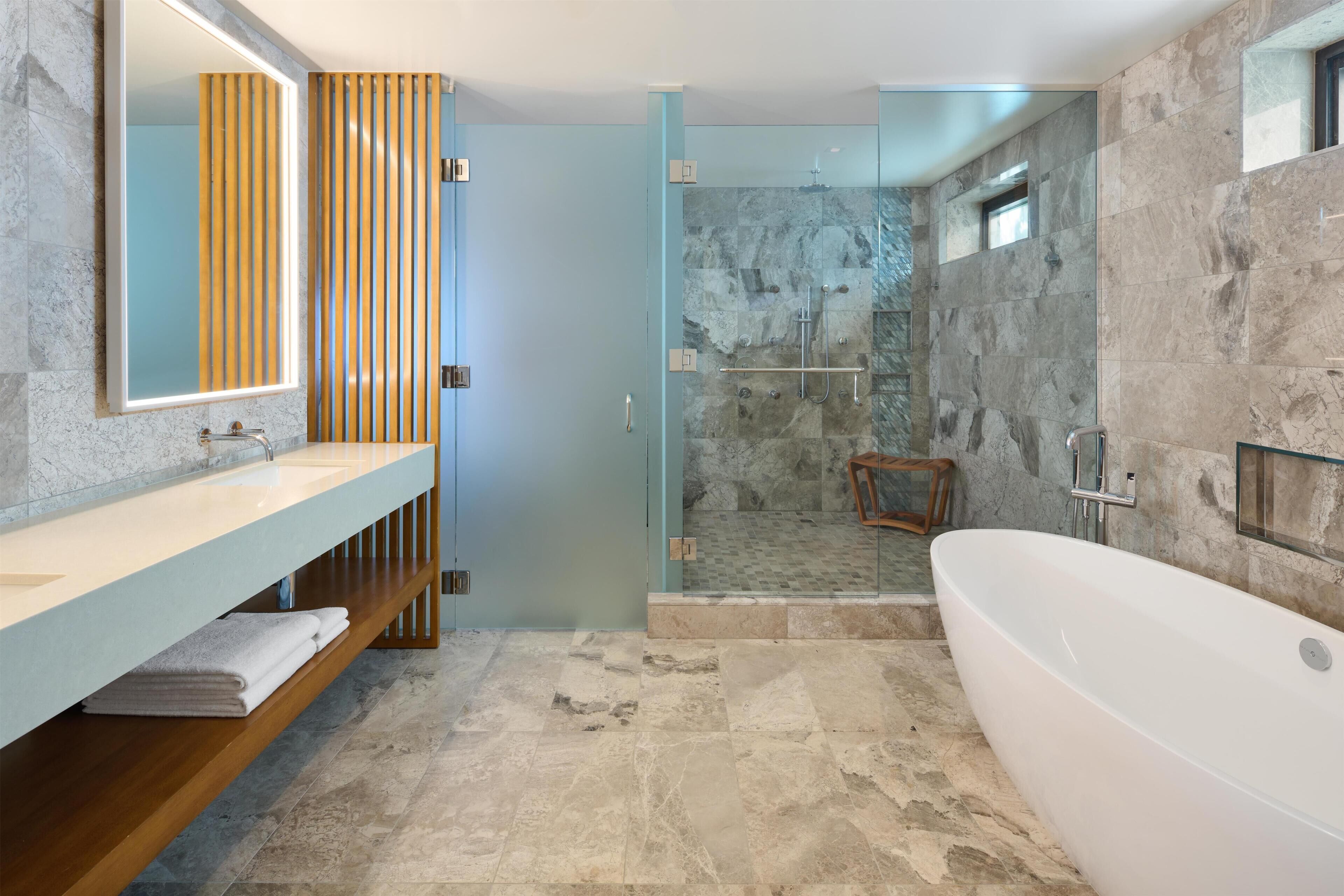 3 Bedroom Ilikai Penthouse, Ocean View (2 Kings and 2 Queens) | Bathroom | Shower, eco-friendly toiletries, hair dryer, bathrobes
