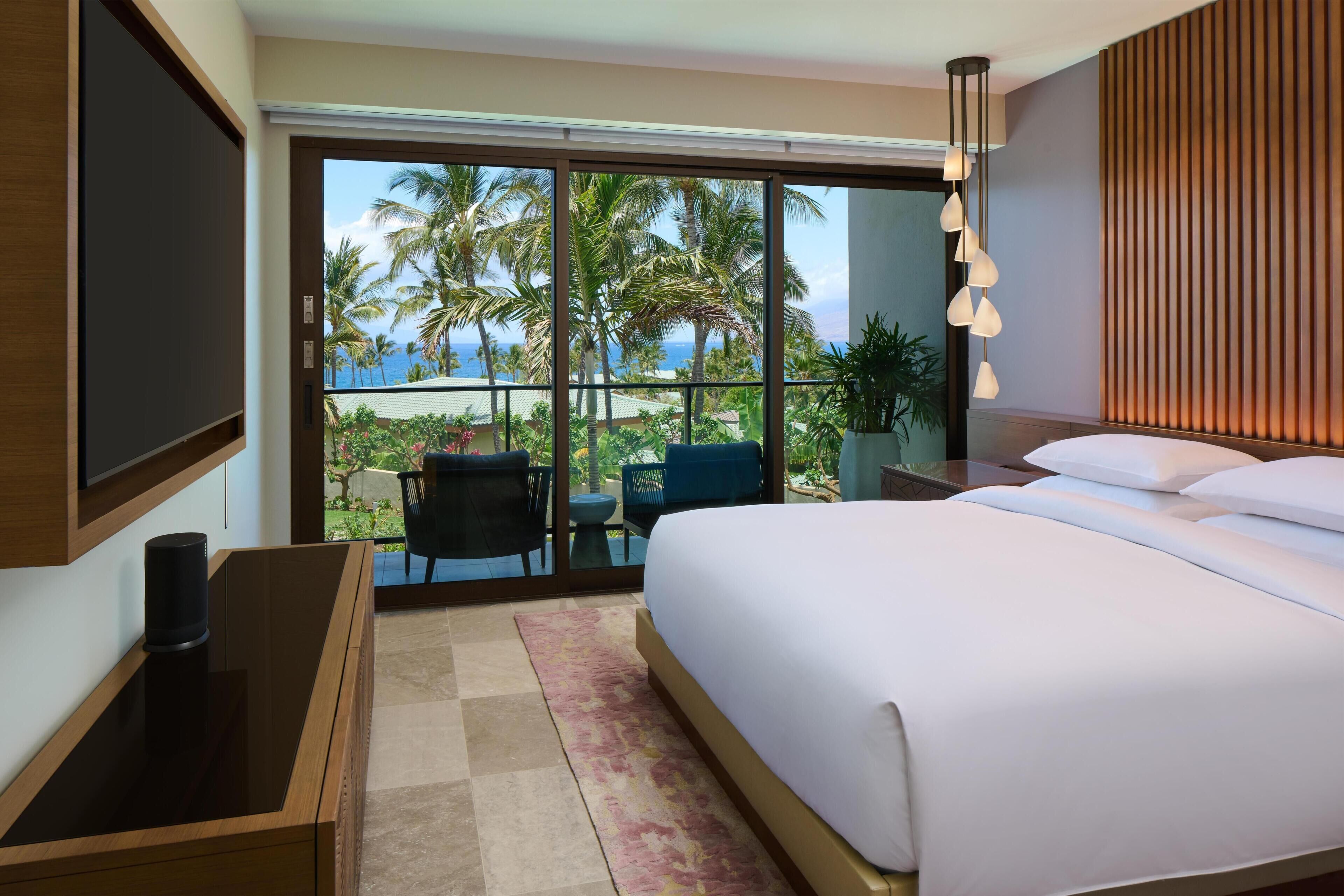 Villa, 3 Bedrooms, Partial Ocean View (Ilikai Villa, 1 King 3 Queens) | View from room