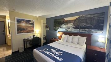 Standard Room, 1 King Bed, Non Smoking