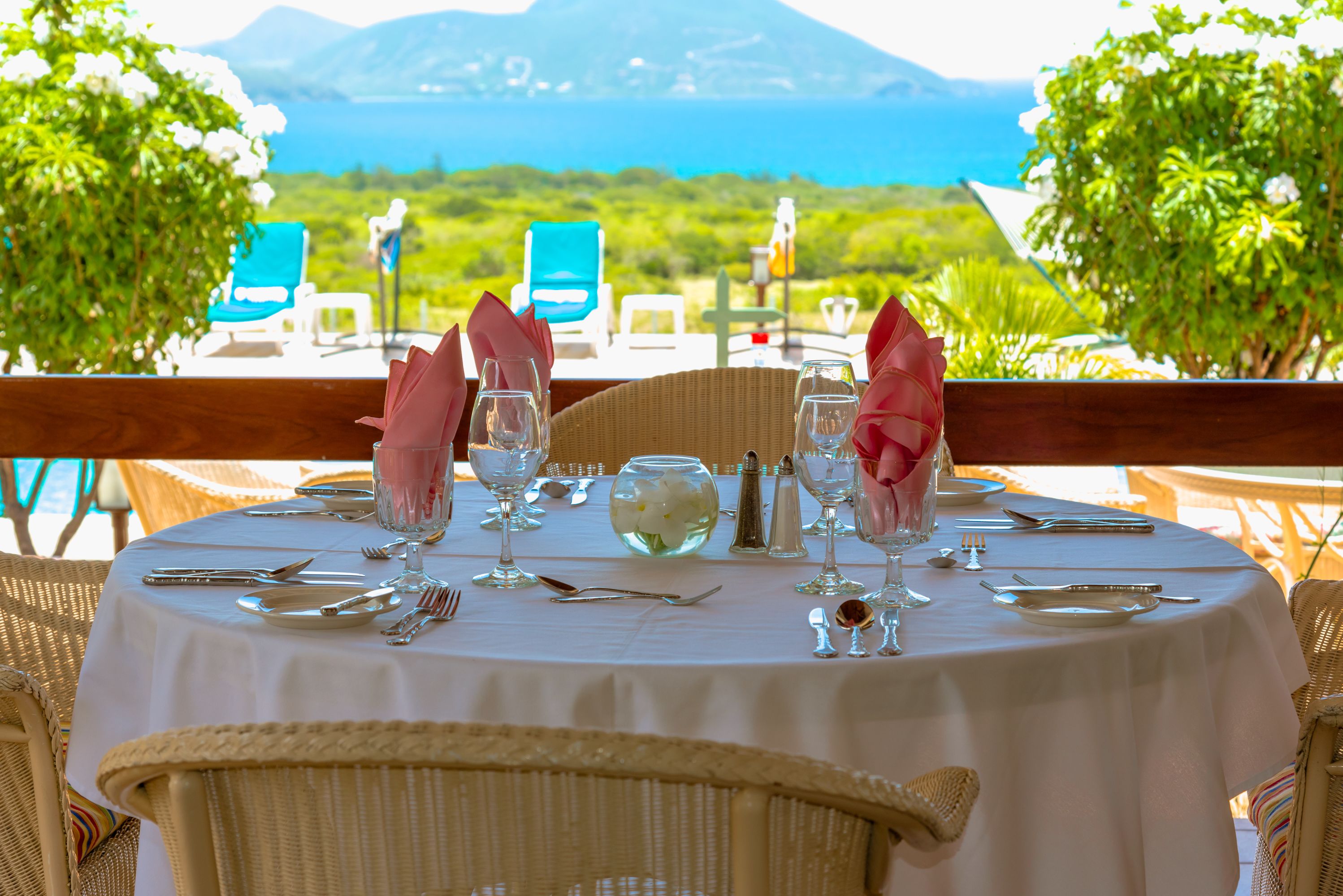 فطور كامل يوميًا مقابل رسوم