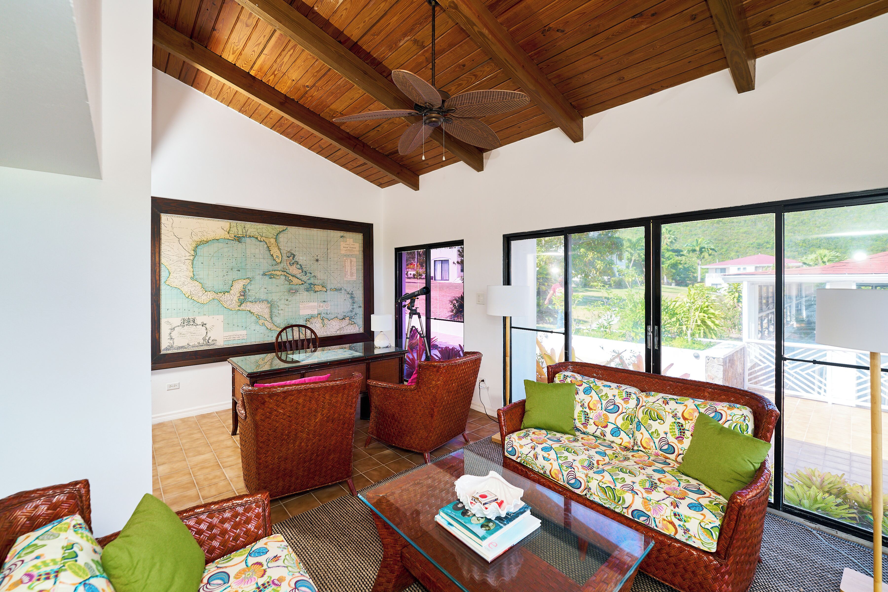 breakfast, lunch, dinner served; international cuisine, pool views